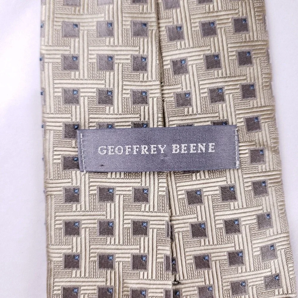 Geoffrey‎ Beene Geometric Print Necktie Beige Gray Blue Modern Businesscore Prep - Picture 3 of 6